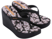 Obrázok z Ipanema Aloha 83444-AJ948 Dámske šľapky čierno / biele