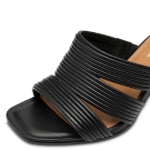 Obrázok z Tamaris 1-27226-42-098 Dámske šľapky čierne