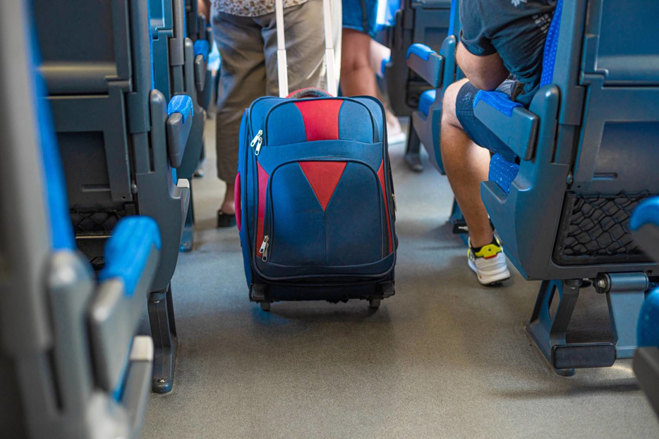 Ako vybrať príručný kufor do lietadla či autobusu Ako vybrať príručný kufor do lietadla či autobusu