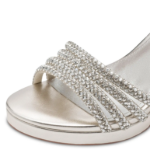 Obrázok z Tamaris 1-28390-46-957 Dámske sandále na podpätku strieborné