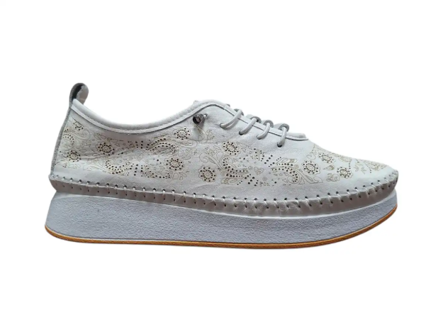 Obrázok z Wild 156-26039 Dámske celokožené topánky bielej